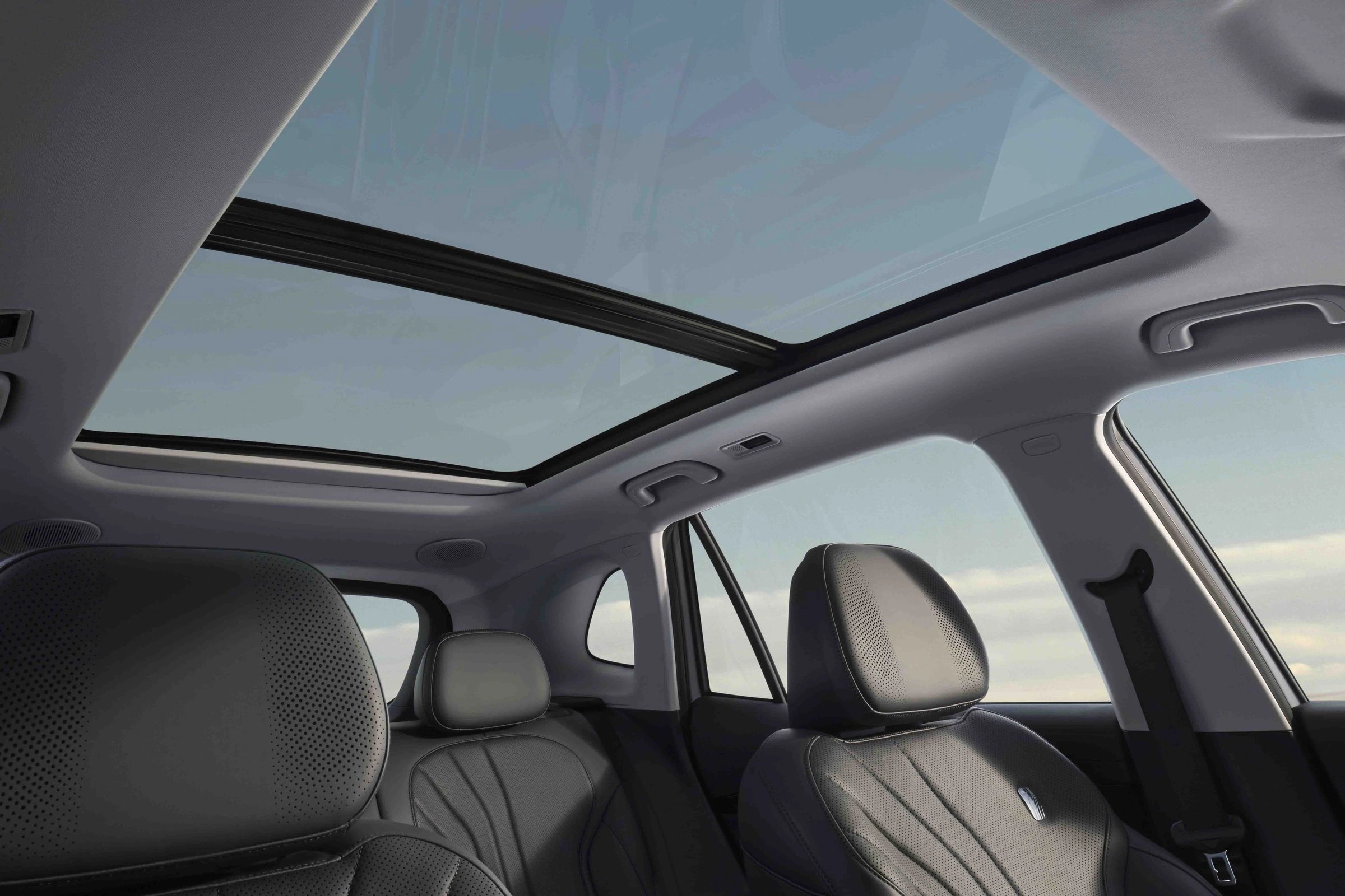 02-Interior-Geely-Starray-EM-i-Geely-Ambara-Group
