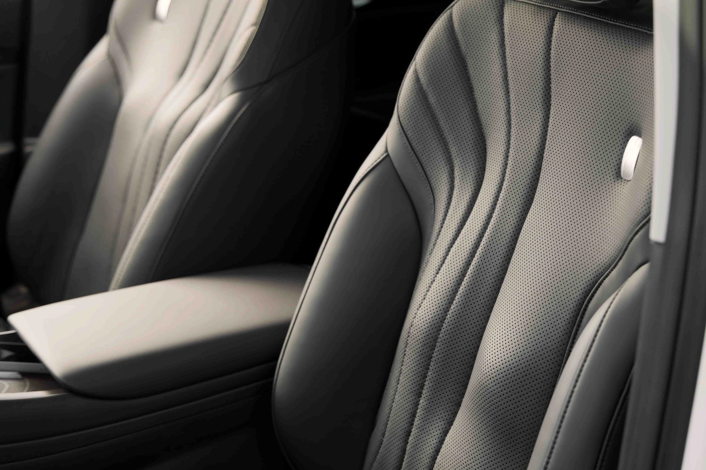 04-Interior-Geely-Starray-EM-i-Geely-Ambara-Group