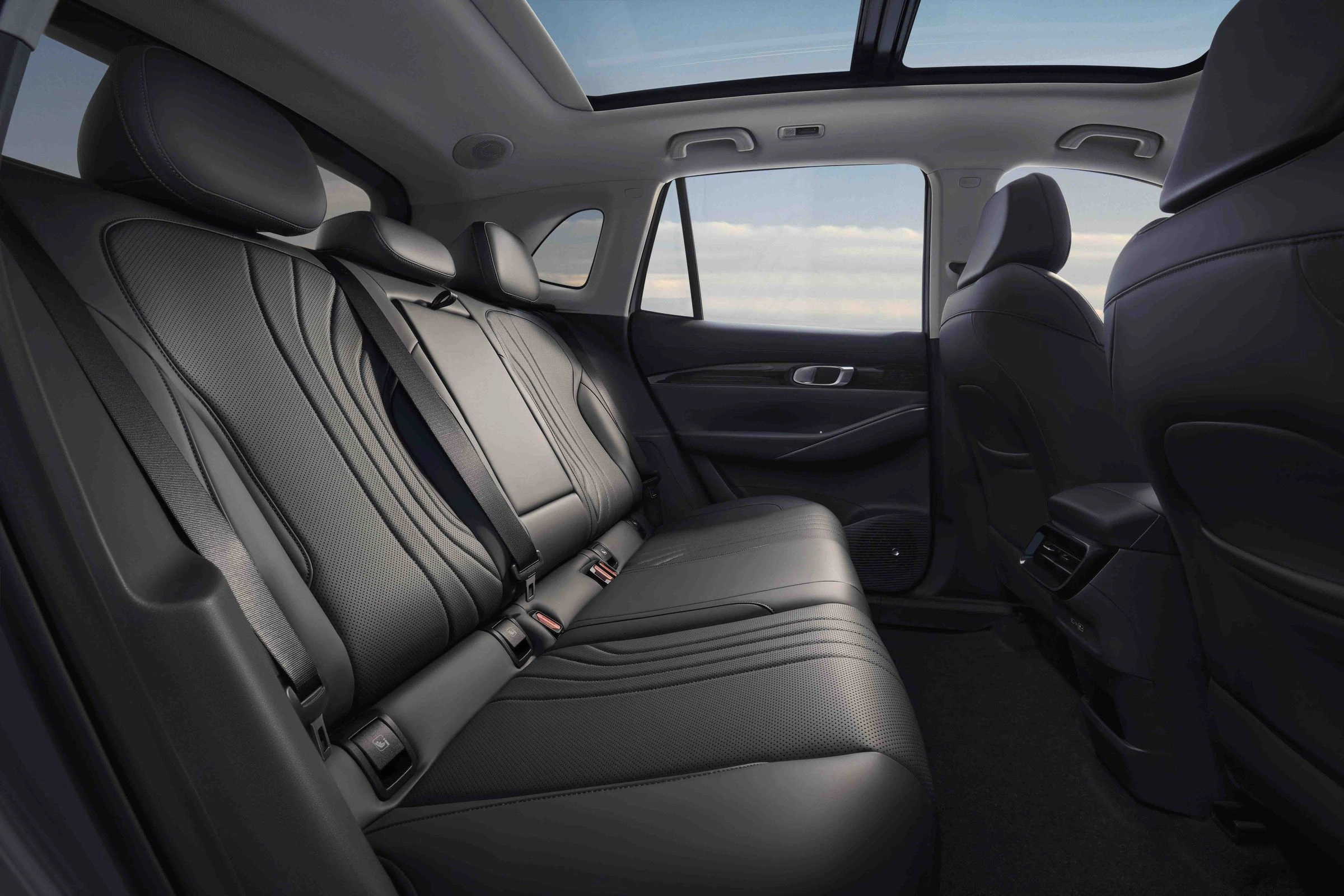 05-Interior-Geely-Starray-EM-i-Geely-Ambara-Group